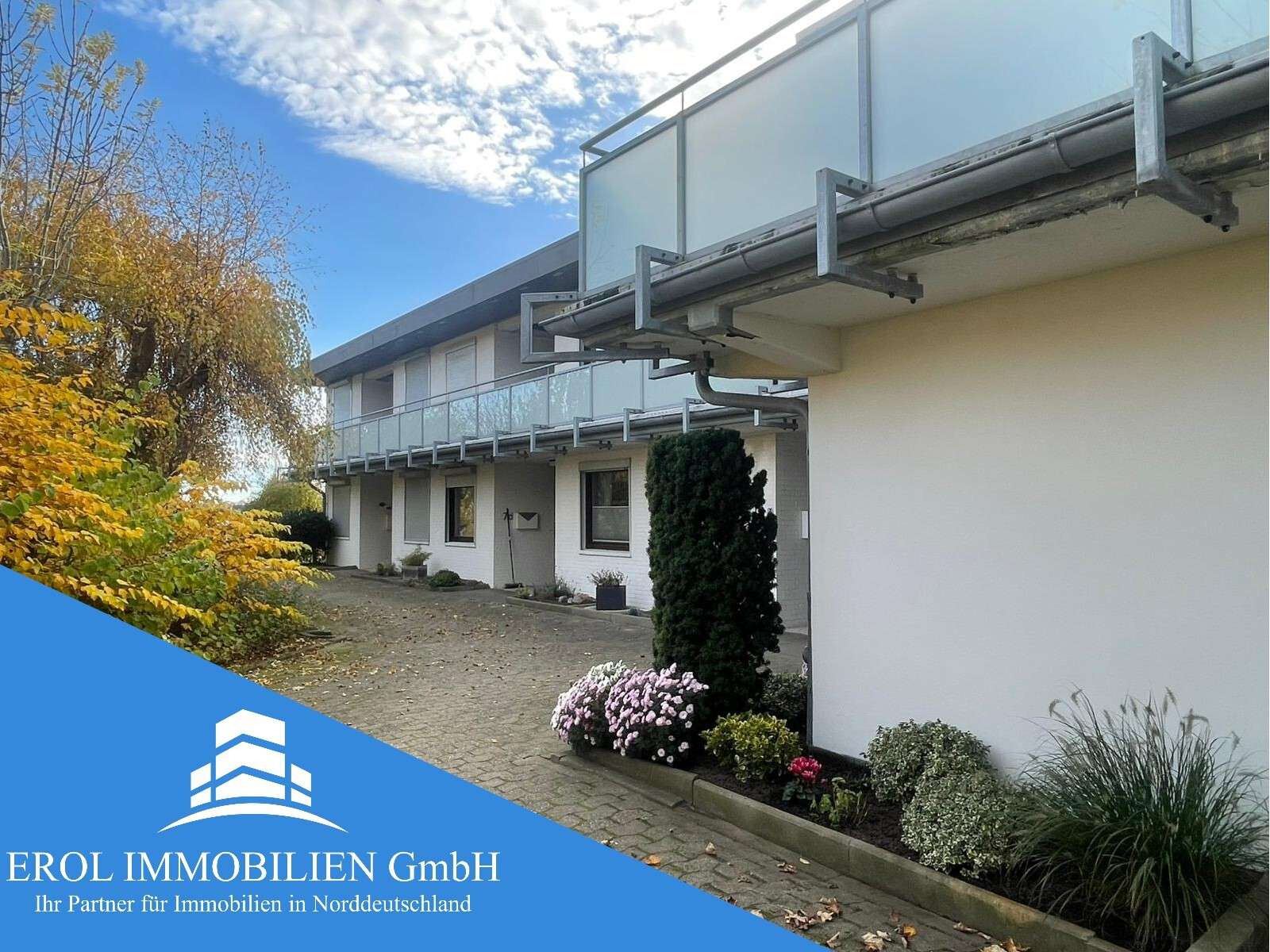 Wohnen mit Stil in Duhnen: Helle 40 m²‑Wohnung mit großzügigem Wohnbereich und Loggia