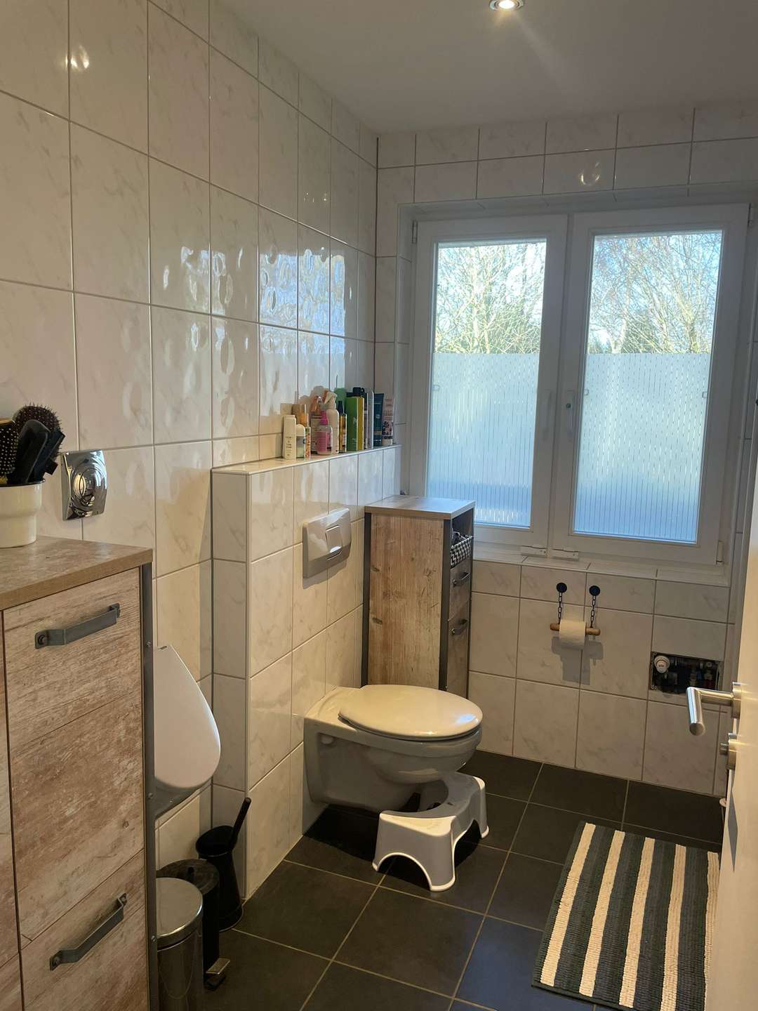 Gäste-WC mit Dusche