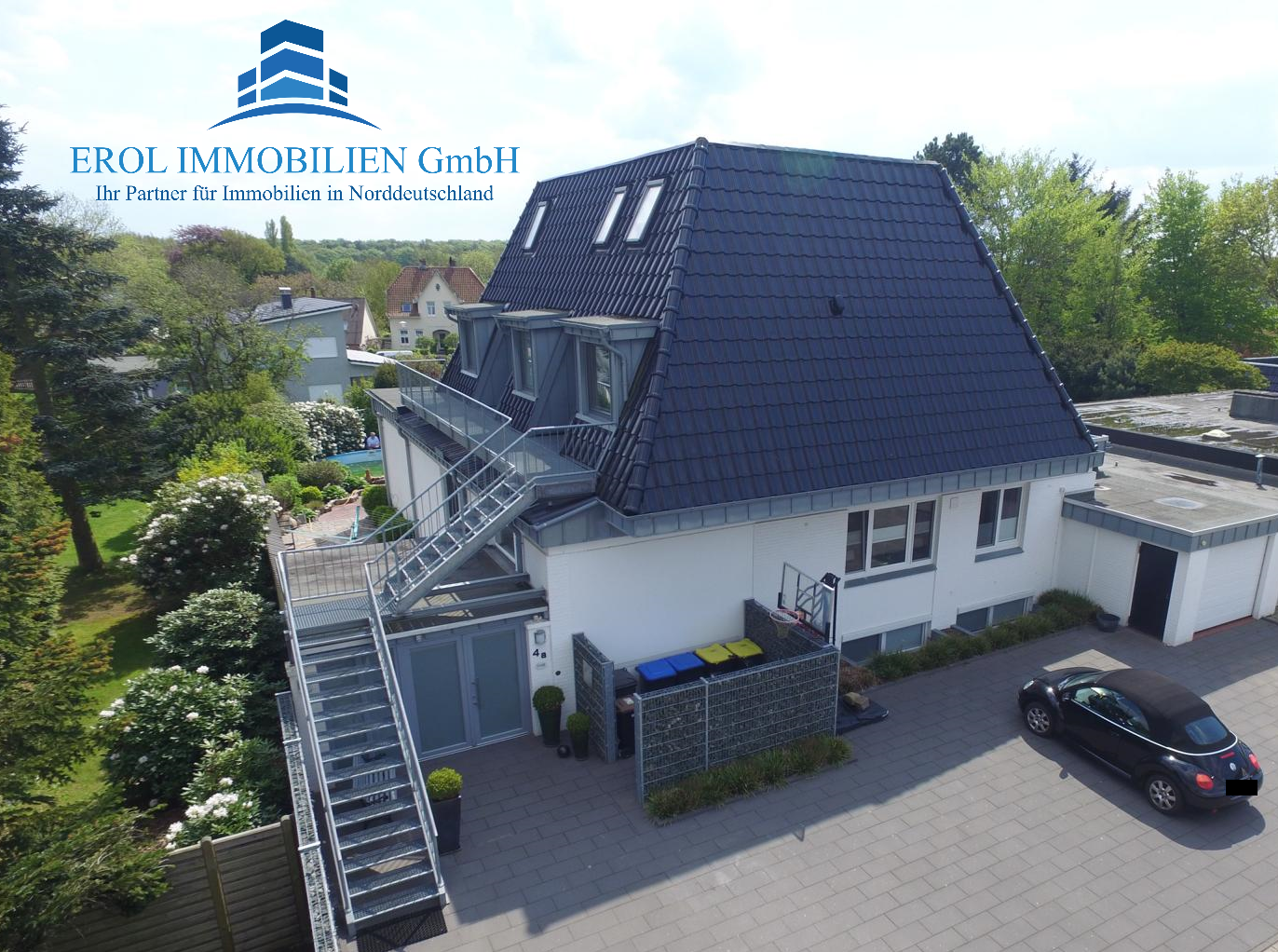 Großzügiges Wohnen mit attraktiven Mieteinnahmen in strandnaher Lage