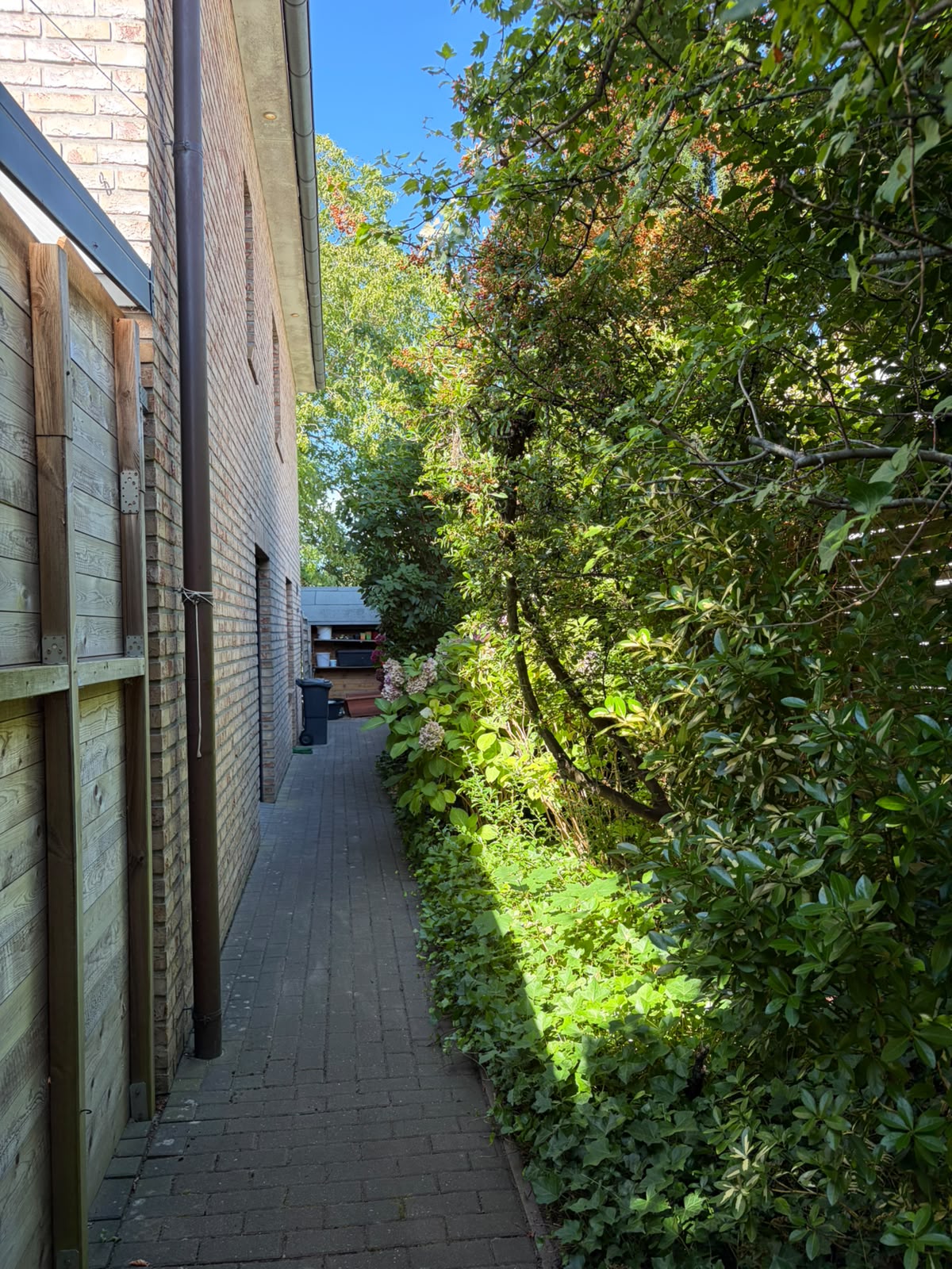 Repräsentative Stadtvilla in Klinkerbauweise – Ihr neues Zuhause in Strandnähe